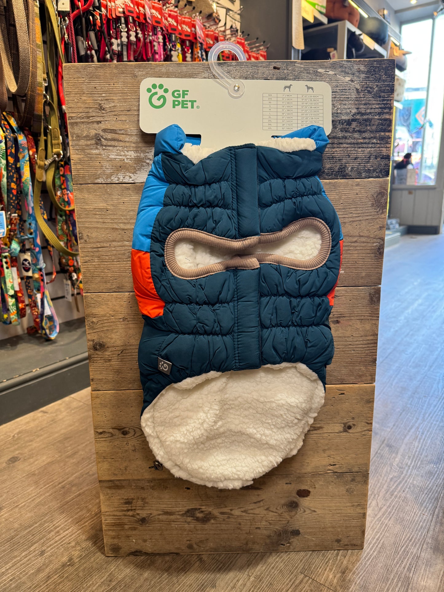 GF Pet, Elasto-Fit, Colour block Puffer