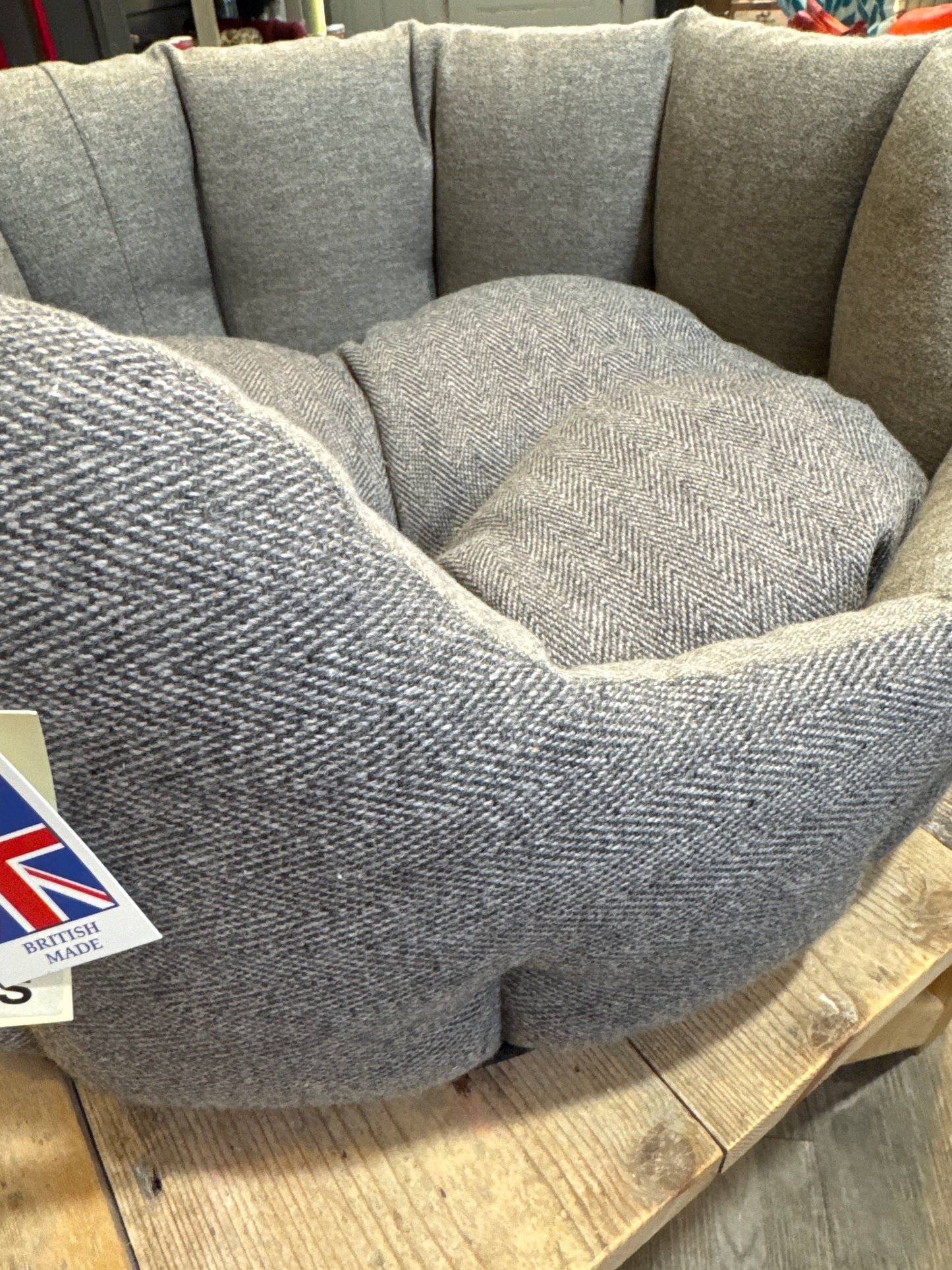 Earthbound, Traditional Tweed Bed, Steel Grey