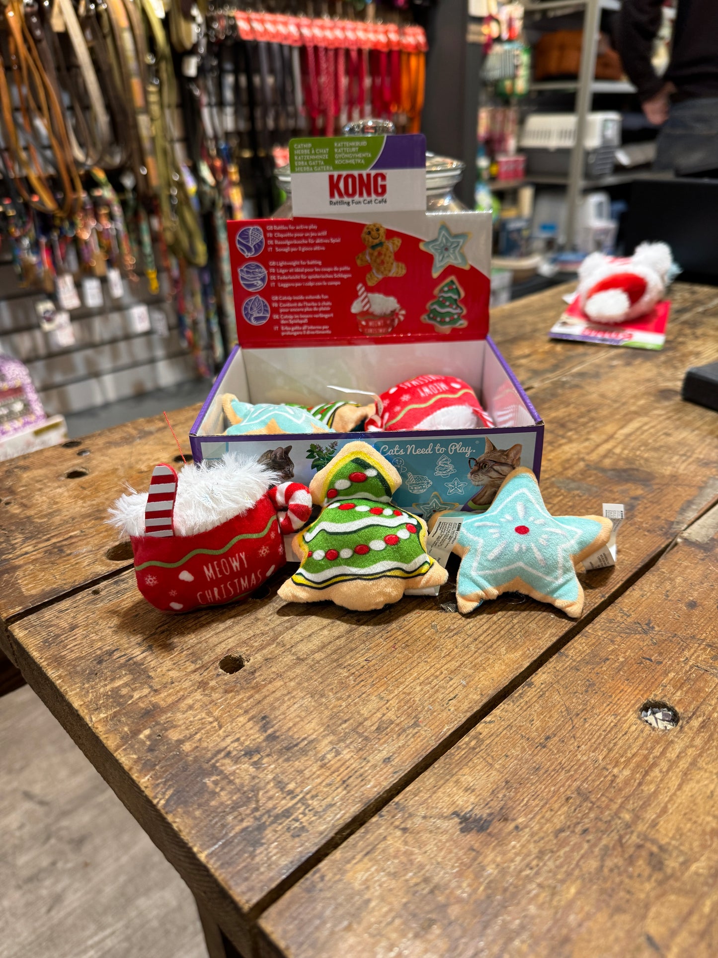 Kong, Holiday Scrattle Cafe, Assorted