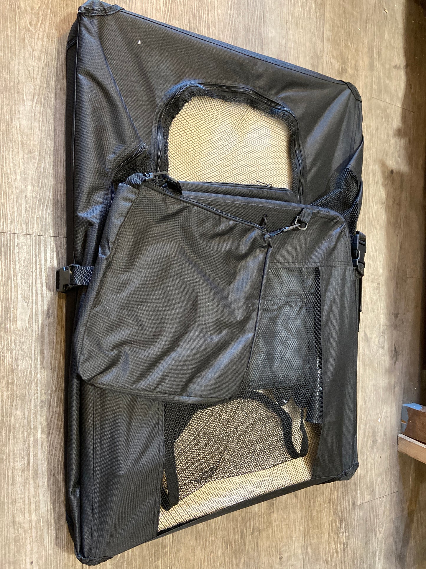 Hugglepets, Fabric Crate Foldable Pet Carrier Black