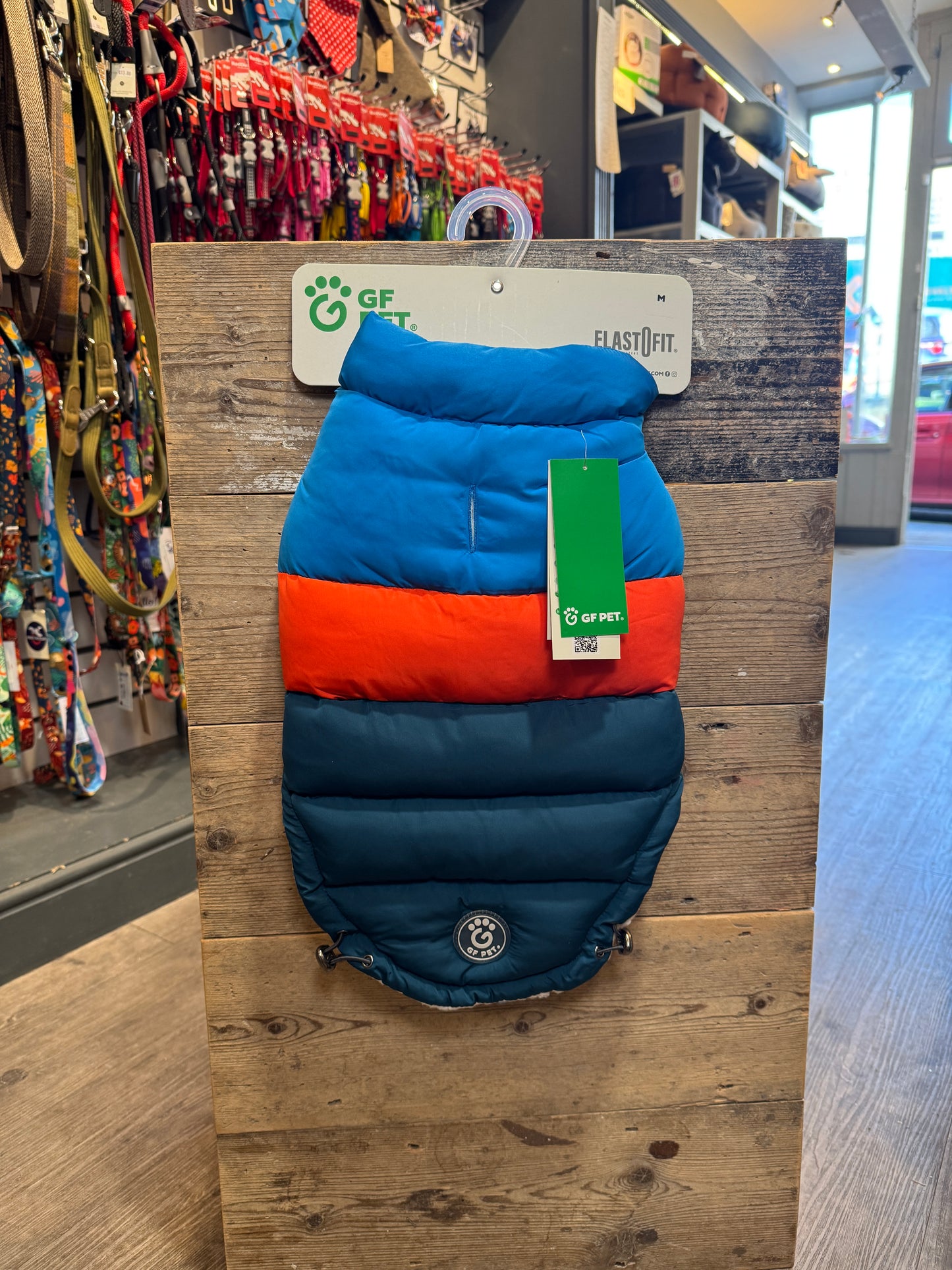 GF Pet, Elasto-Fit, Colour block Puffer