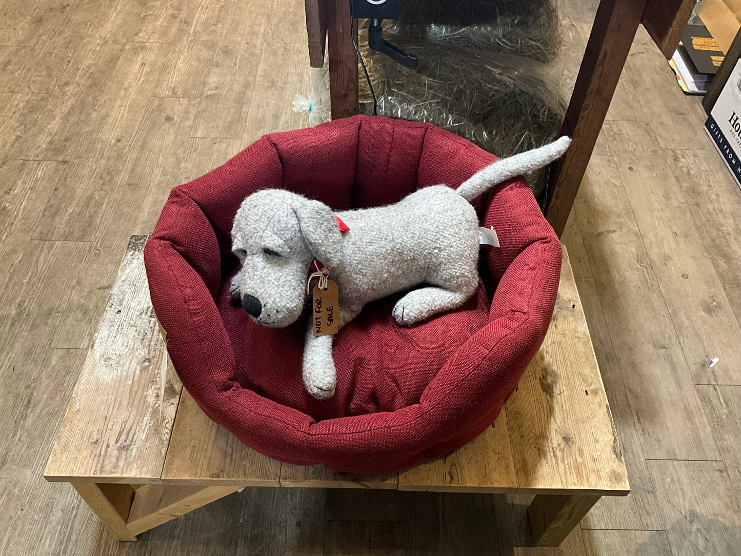 Earthbound, Classic Weaved Bed, Red